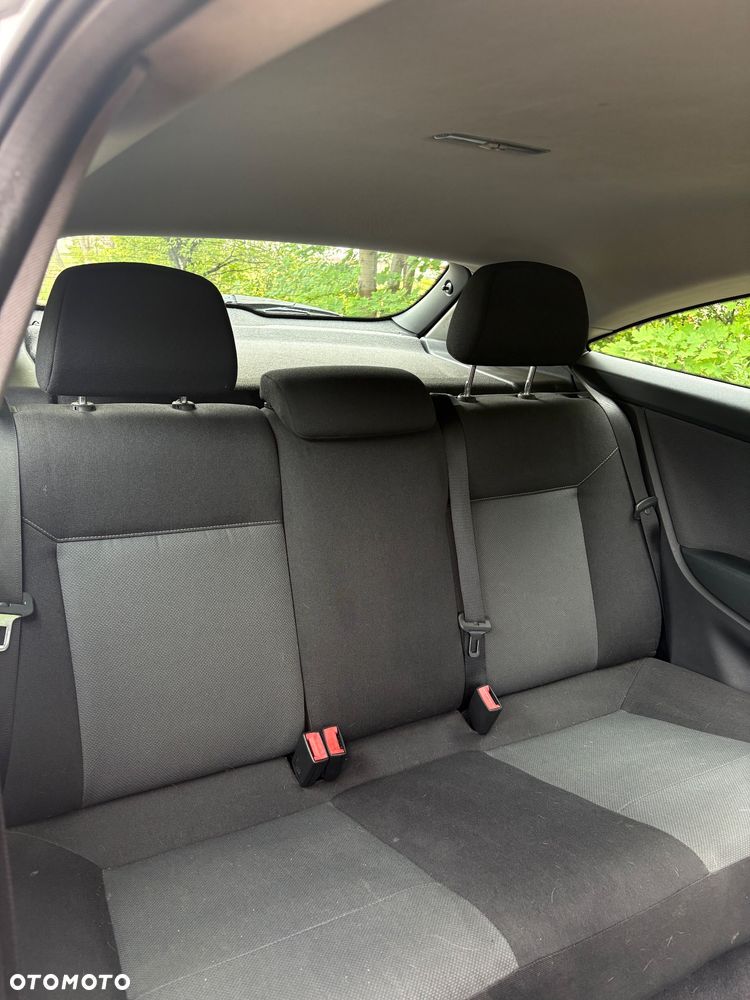 Opel Astra 1.6 Enjoy - 12