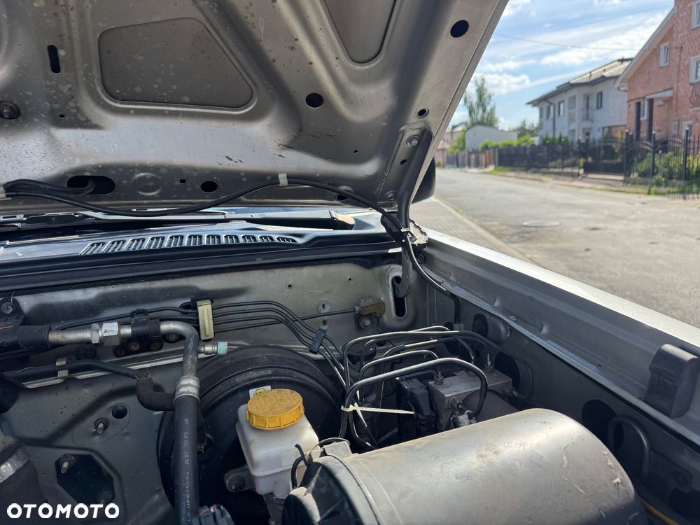 Nissan NP300 Pickup 2.5d DC Base - 19