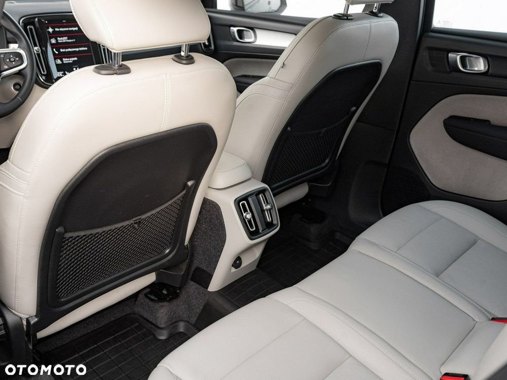 Volvo XC 40 - 27