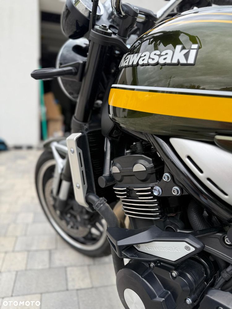 Kawasaki Z 900 RS - 3