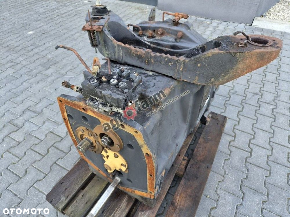 Skrzynia biegów Case Magnum MX 240, 255, 270, 275 - 4