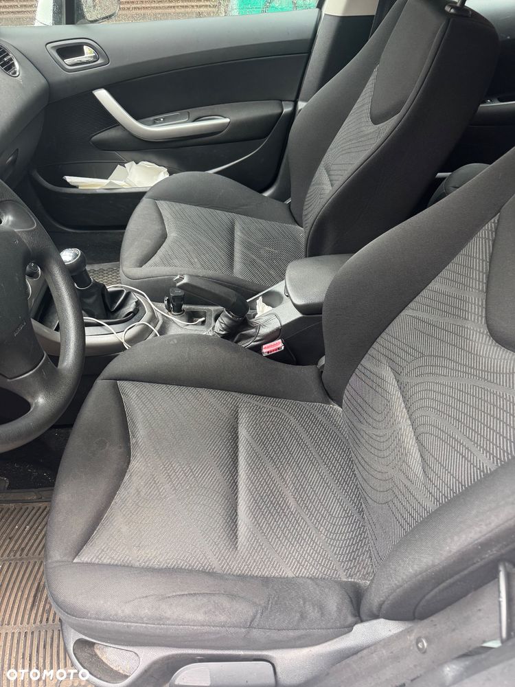 Peugeot 308 100 VTi Urban Move First Edition - 7