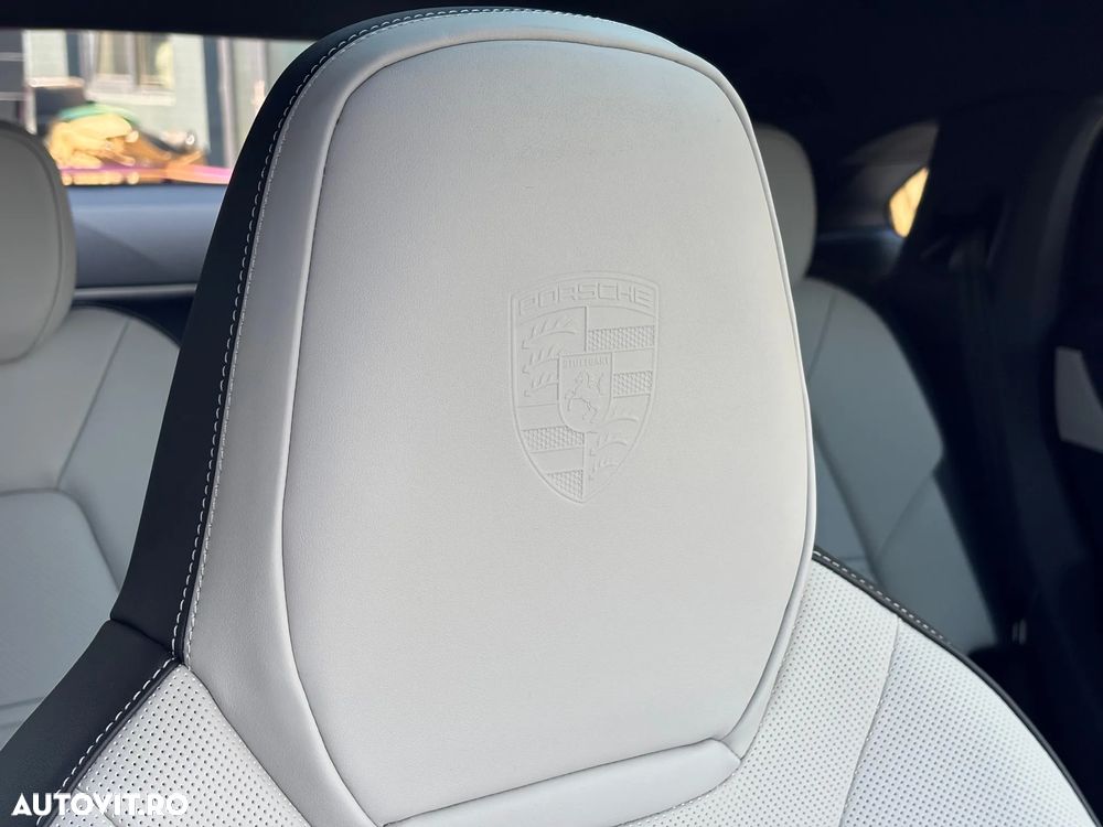 Porsche Cayenne Coupe E-Hybrid Tiptronic S Black Edition - 23