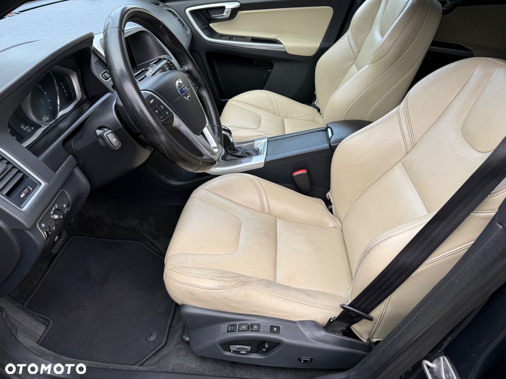 Volvo XC 60 D4 Drive-E Summum - 33