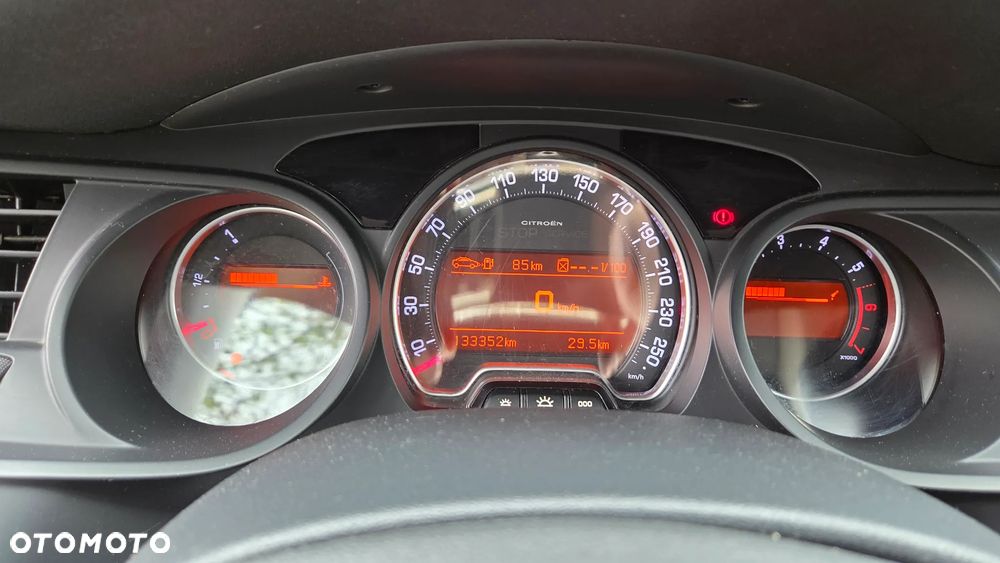 Citroën C5 2.0 16V Confort - 22