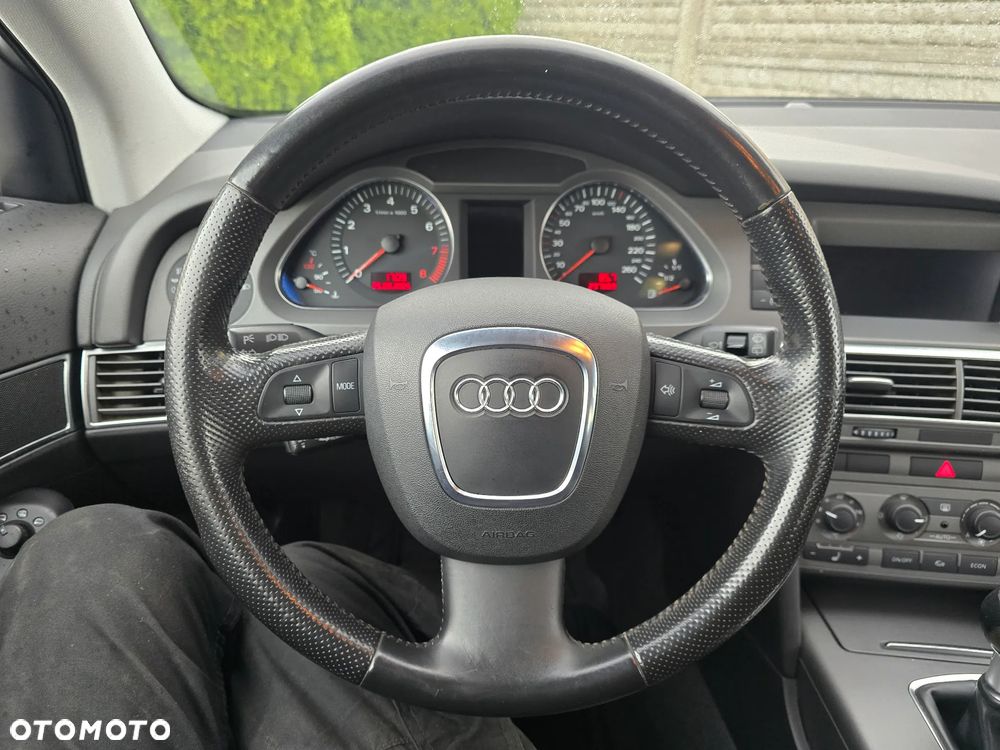 Audi A6 Avant 2.4 - 20