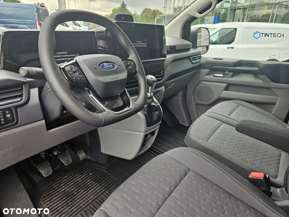 Ford Transit Custom - 9