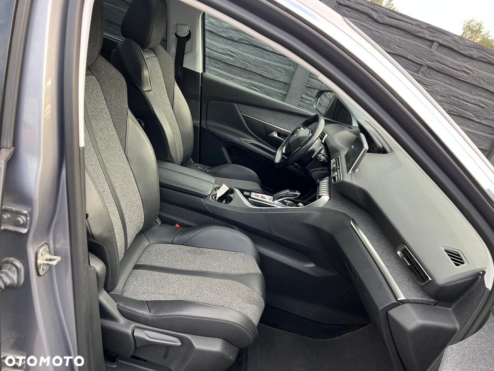 Peugeot 5008 BlueHDi 130 EAT8 Allure - 9