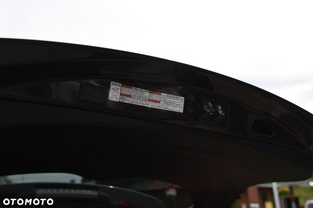 Toyota RAV4 2.0 D-4D Prestige - 14