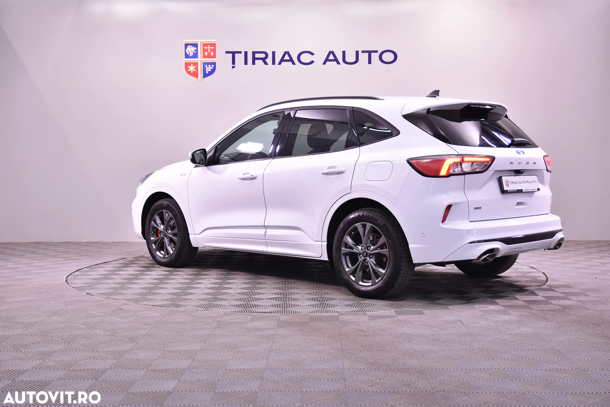 Ford Kuga 2.0 EcoBlue A8 AWD ST Line - 3