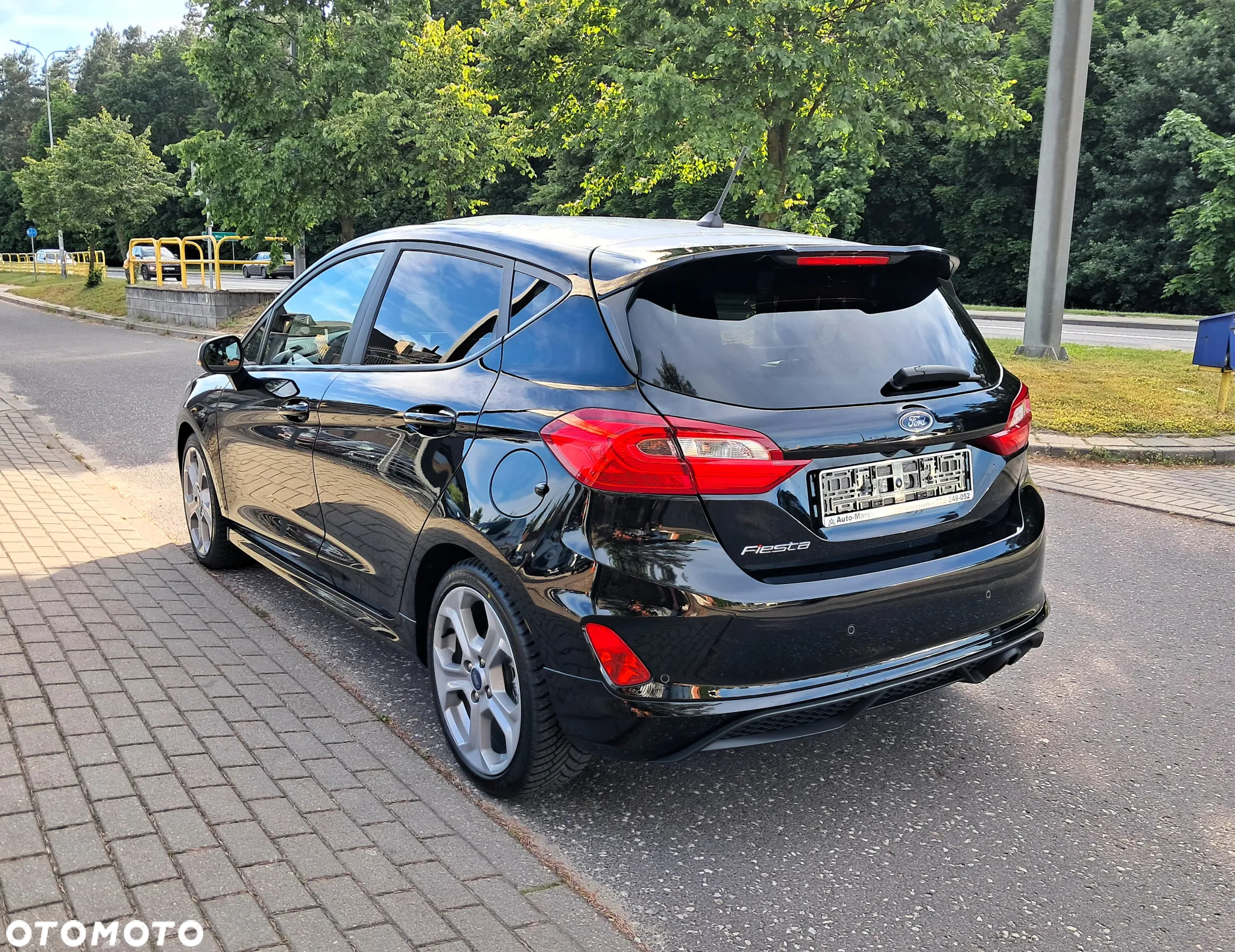 Ford Fiesta 1.0 EcoBoost S&S ST-LINE Black - 4