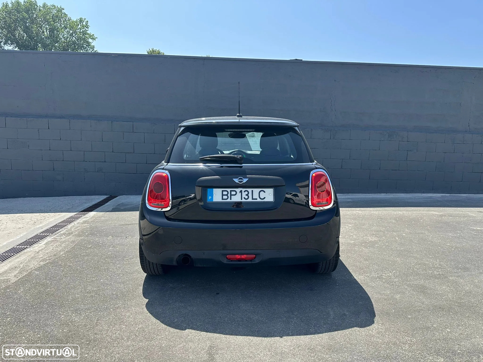 MINI 3 Portas One D - 7