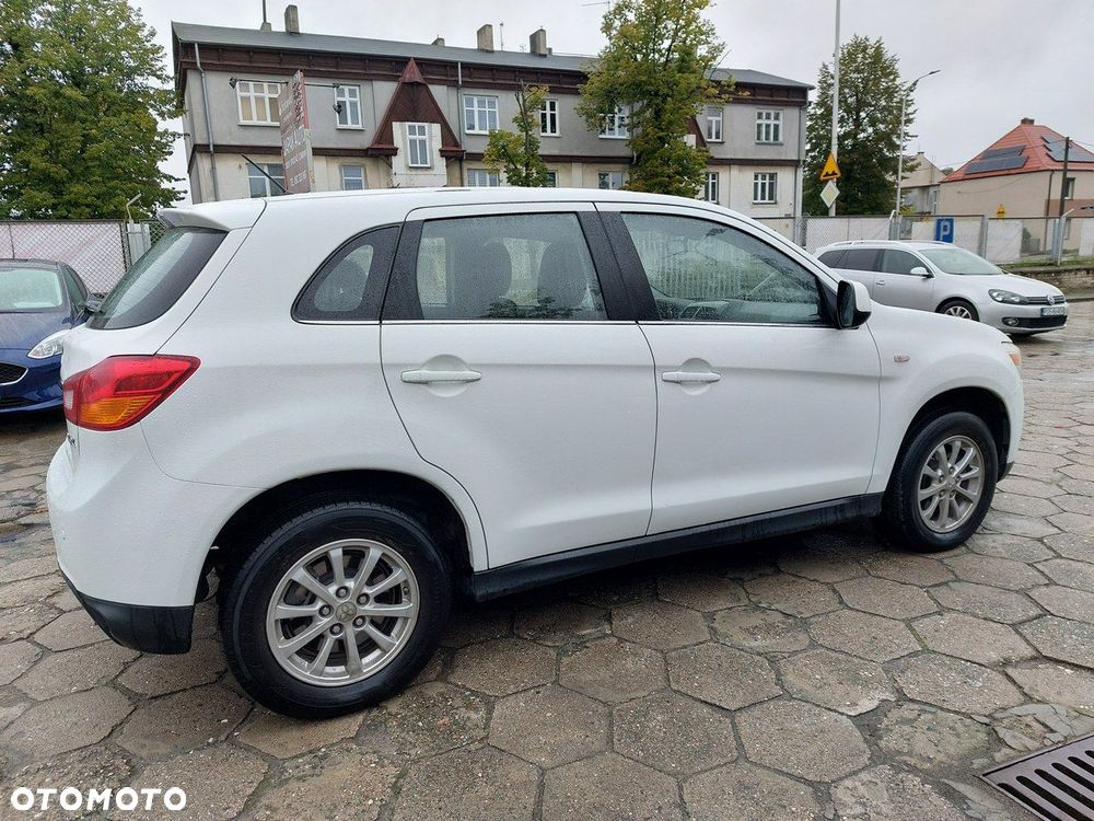 Mitsubishi ASX - 8