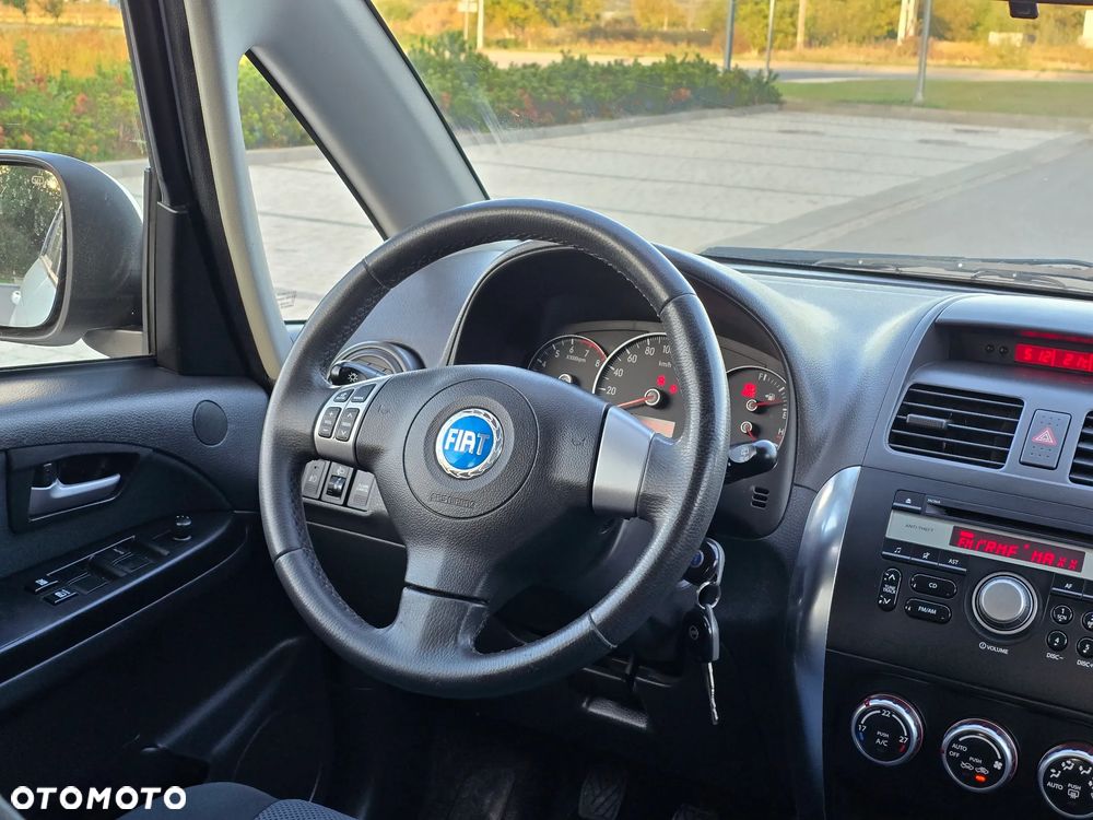 Fiat Sedici 1.6 16V 4x4 Luxury - 12