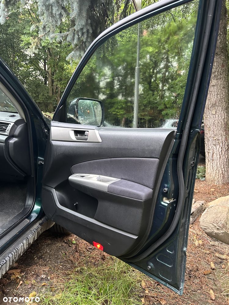 Subaru Forester 2.0D XC 000 Euro5 - 29