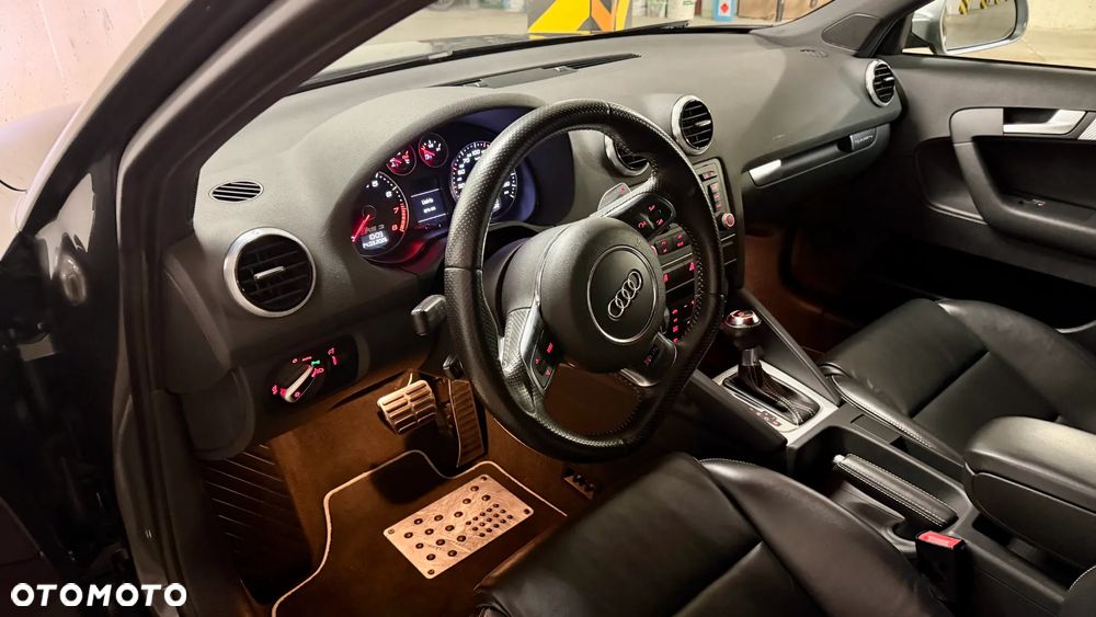 Audi RS3 Sportback Standard - 8