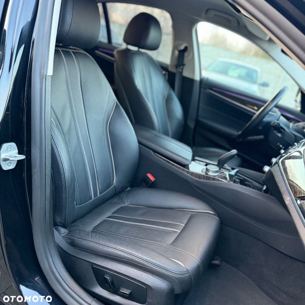 BMW Seria 5 - 28