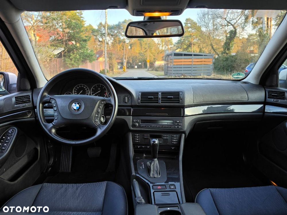 BMW Seria 5 - 26