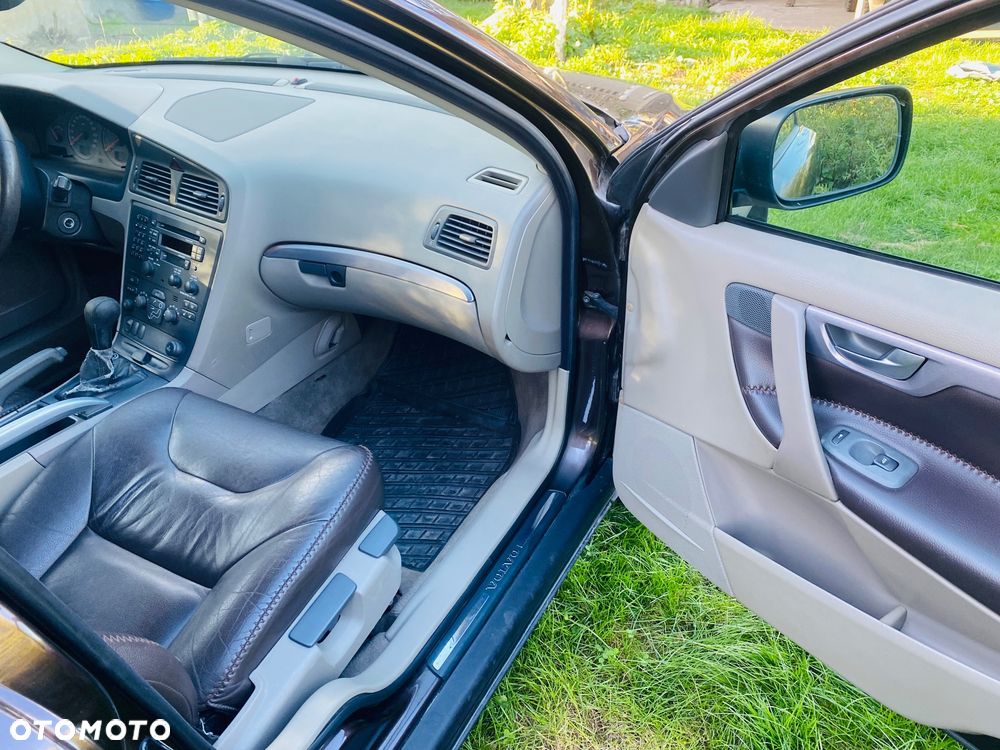 Volvo V70 Cross Country 2.4 AWD - 9