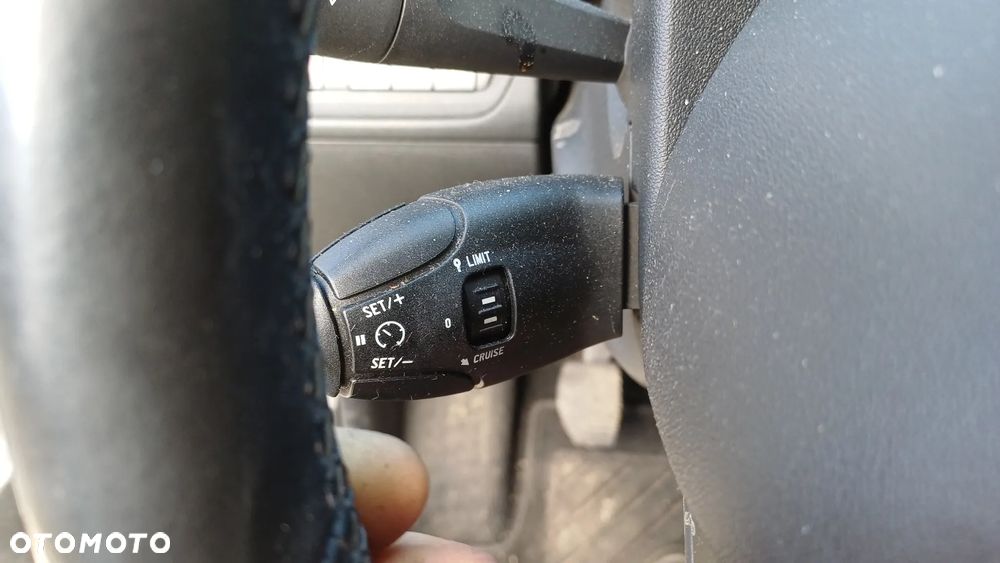 Peugeot 2008 PureTech 110 Stop&Start Allure - 21