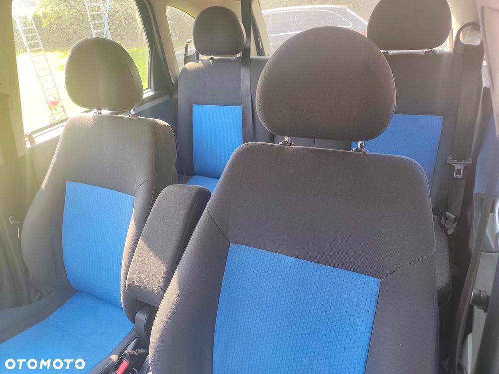 Opel Meriva - 8