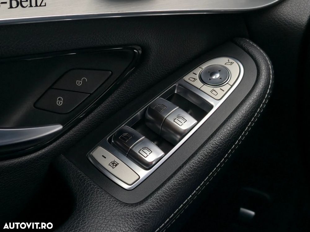 Mercedes-Benz GLC Coupe 250 d 4Matic 9G-TRONIC AMG Line - 27