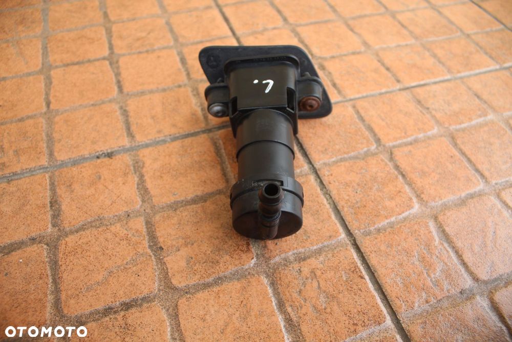 SPRYSKIWACZ LAMPY LEWY LZ5J AUDI A4 B6 - 3