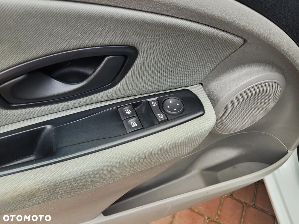 Renault Megane 1.6 16V 100 TomTom Edition - 15