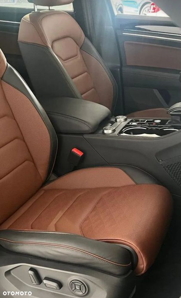 Volkswagen Touareg - 9
