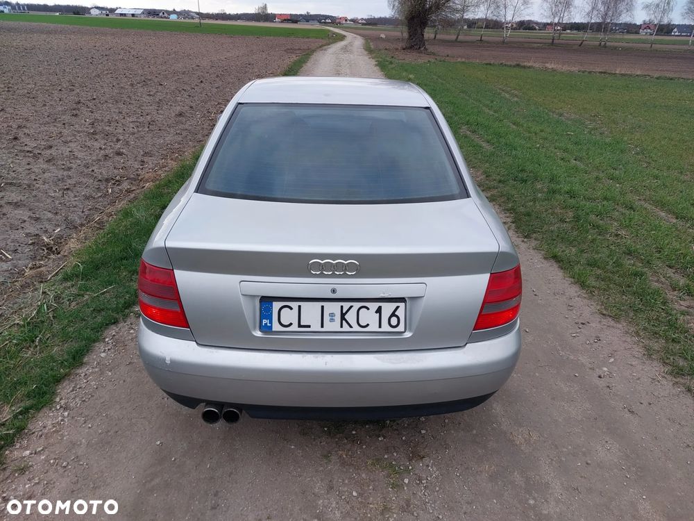 Audi A4 Limousine 1.9 TDI - 5