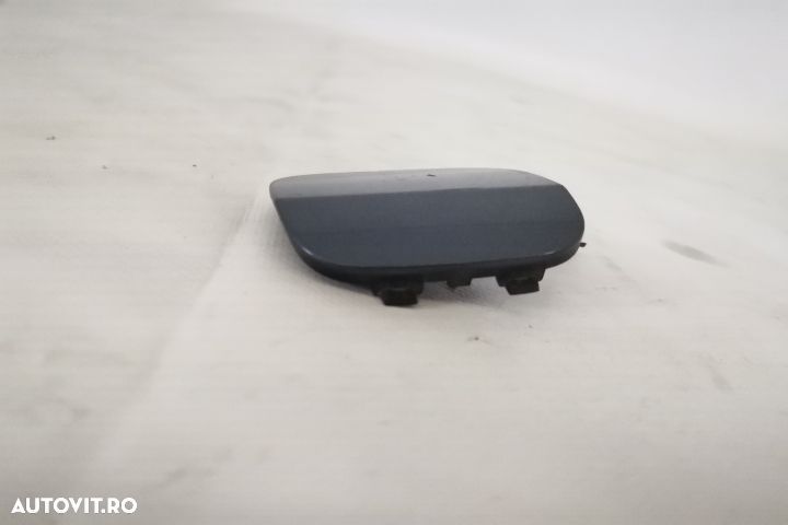 Capac Cui Tractare Bara Fata Original In Stare Buna Porsche  Cayenne - 3