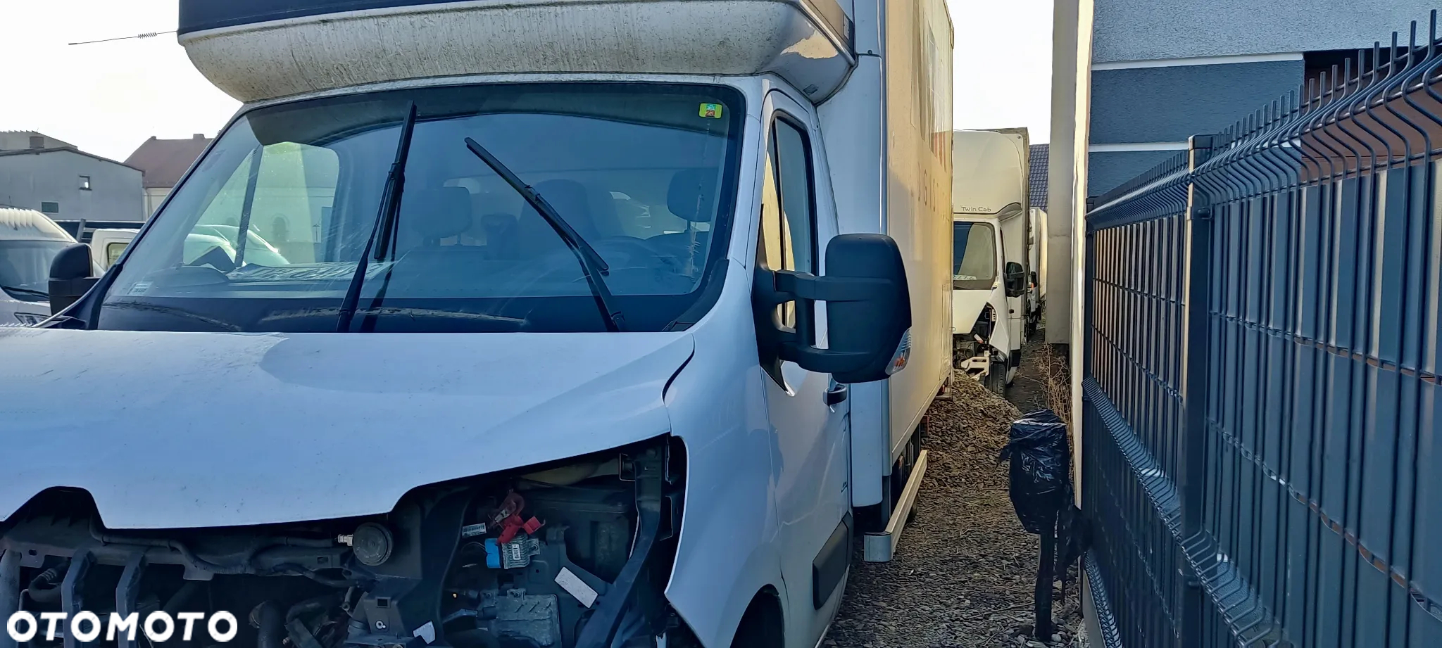 Renault Master FWD 2.3 dCi MR`19 E6 wina ,kontener alu - 3