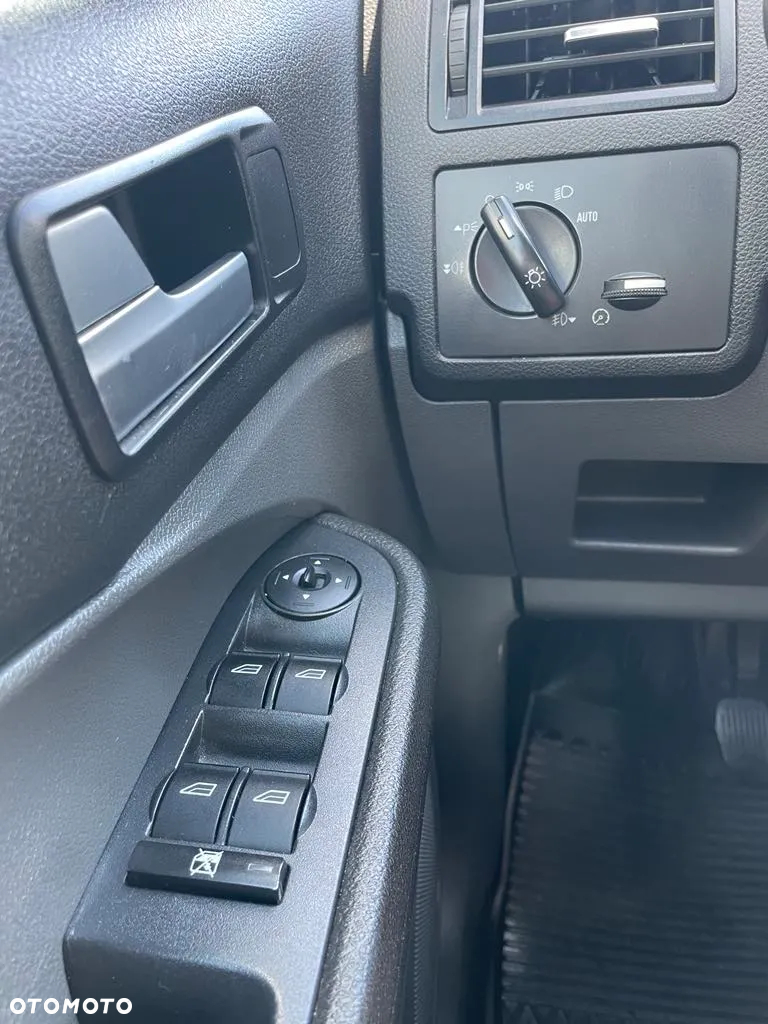 Ford C-MAX - 18