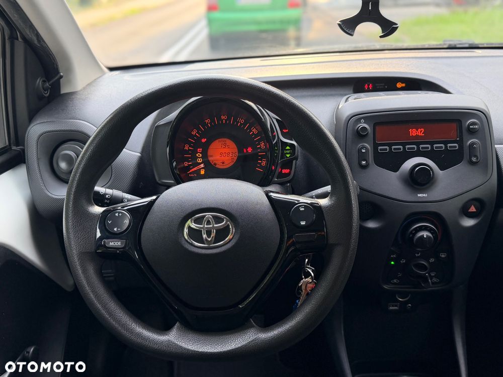 Toyota Aygo 1.0 VVT-i Color Edition - 8