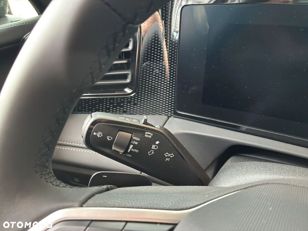 Volkswagen Tiguan - 15