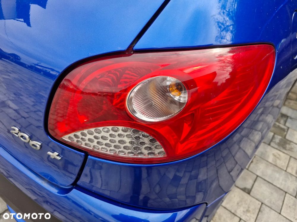 Peugeot 206 plus 1.1 Presence - 23