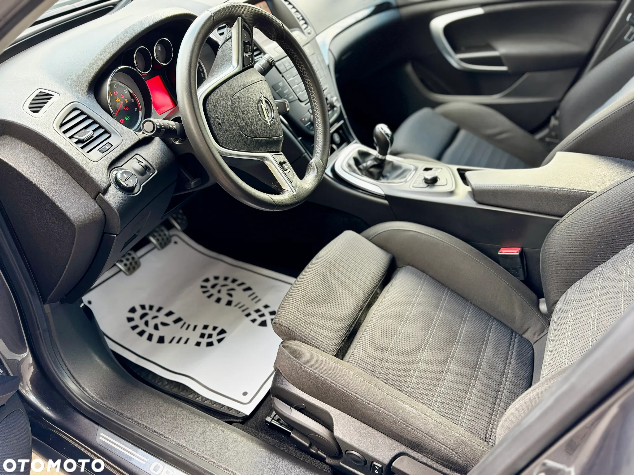 Opel Insignia 1.6 Turbo Innovation - 17