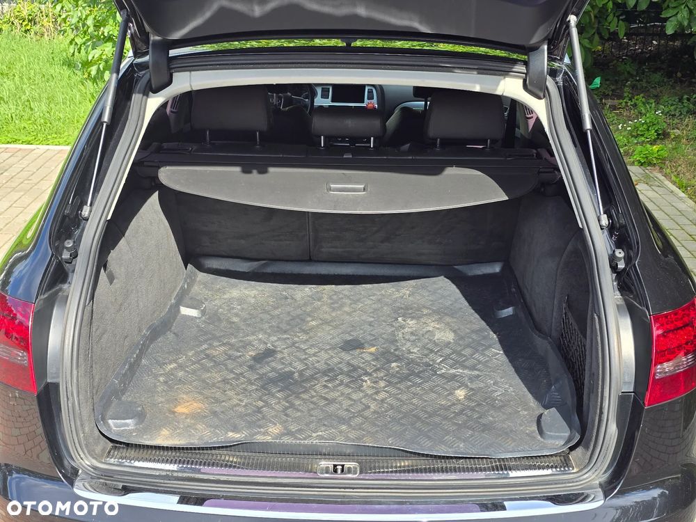 Audi A6 Avant 2.7 TDI DPF quattro tiptronic - 33