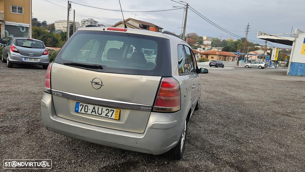 Opel Zafira 1.9 CDTI Enjoy - 10
