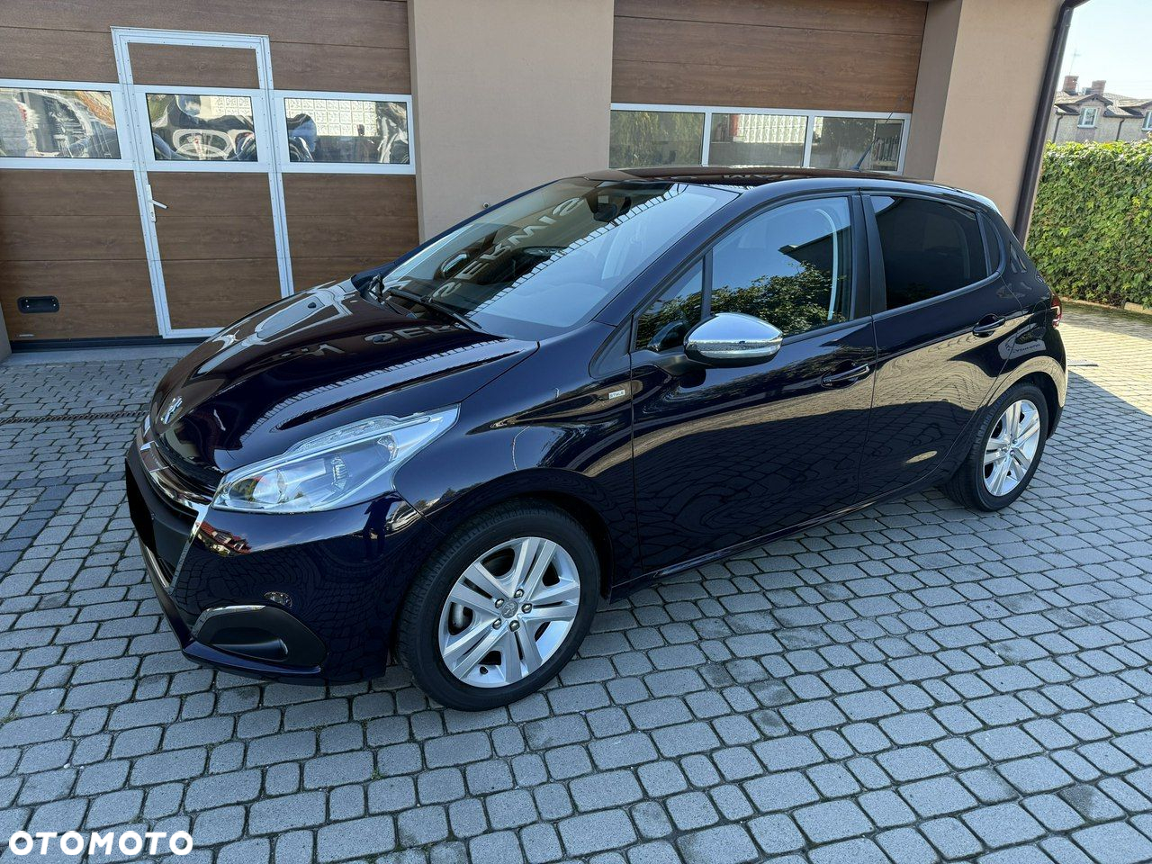 Peugeot 208 1.2 PureTech Style - 12
