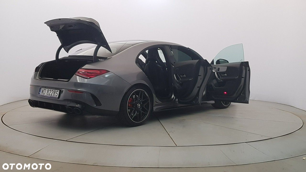 Mercedes-Benz CLA - 12