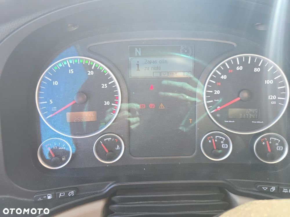 MAN MAN TGL 12.220 4x2 BL - 6