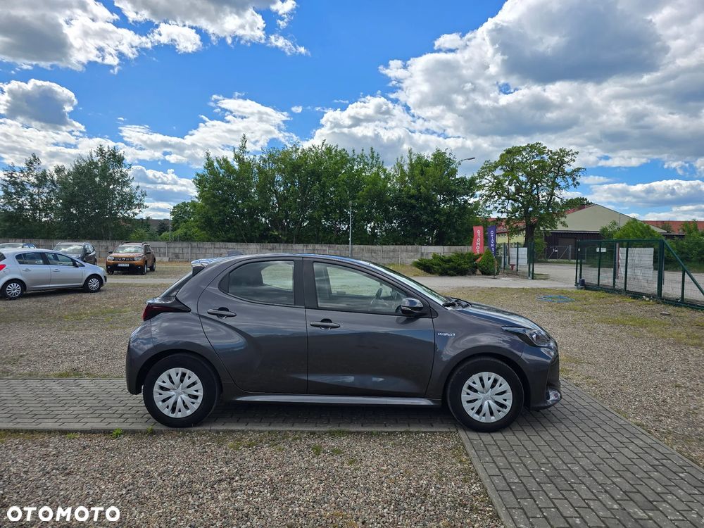 Toyota Yaris - 5