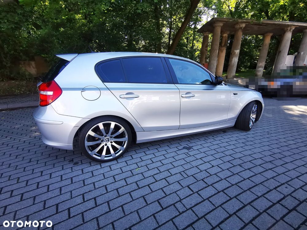 BMW Seria 1 116d - 14