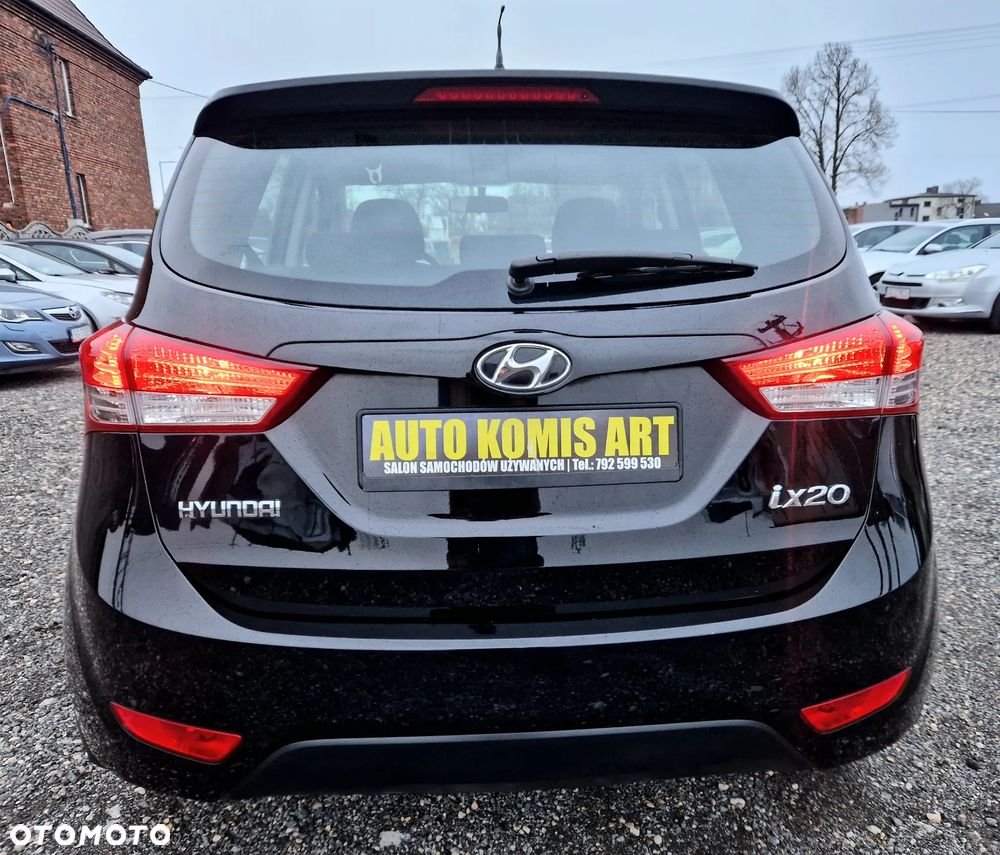 Hyundai ix20 - 8