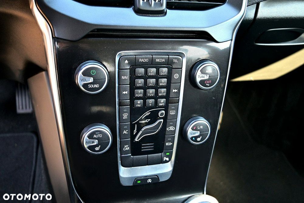 Volvo V40 - 19