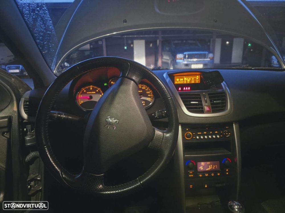 Peugeot 207 1.6 HDi Sport - 4