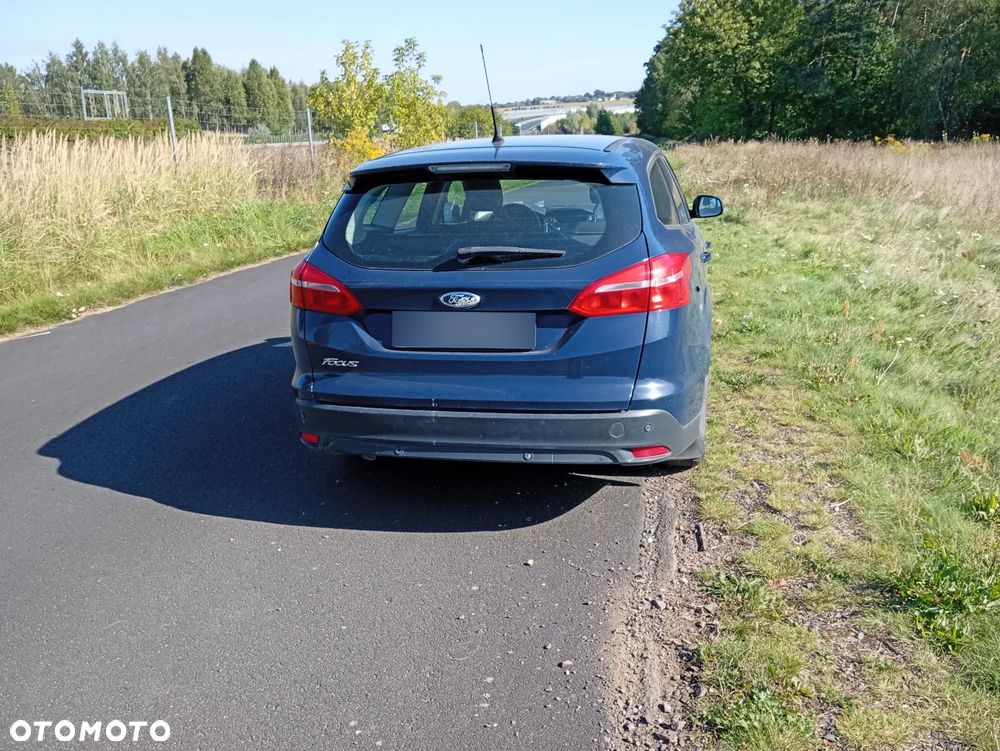 Ford Focus 1.5 TDCi Trend - 6