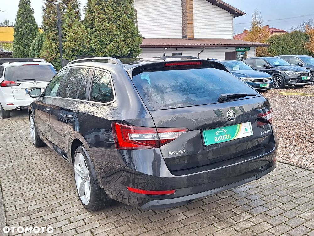Skoda Superb 2.0 TDI DSG Style - 5