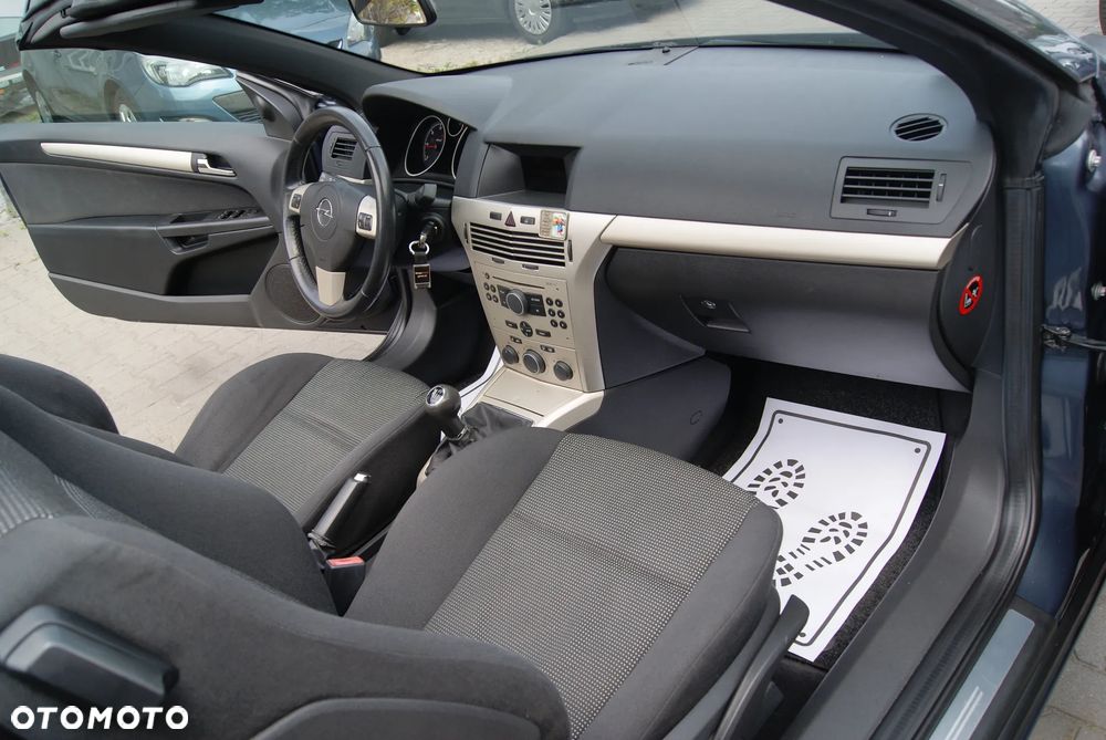 Opel Astra 1.9 CDTI DPF Sport - 12